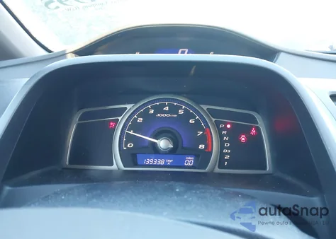 2010 Honda Civic Lx z USA, uszkodzony, nr VIN 2HGFA1F52AH300752